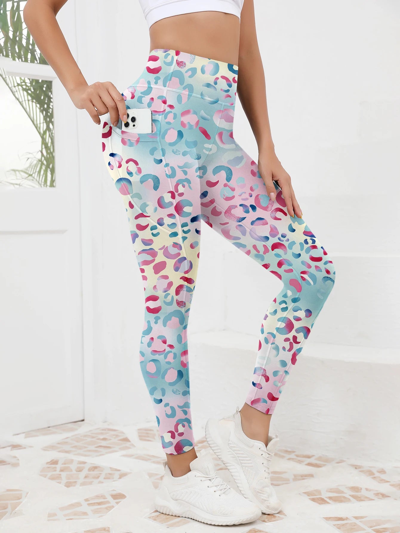 Printed High-Waist Fitness Pants – Pocketed & Slim Fit
