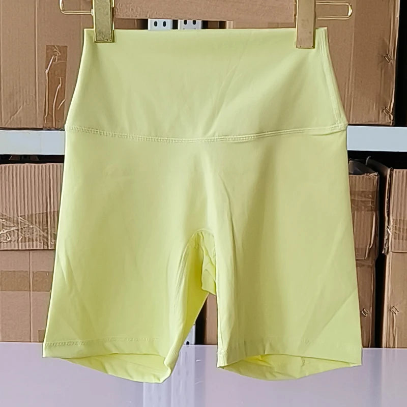 High-Waist Yoga Shorts – Slim Fit & Butt-Lifting