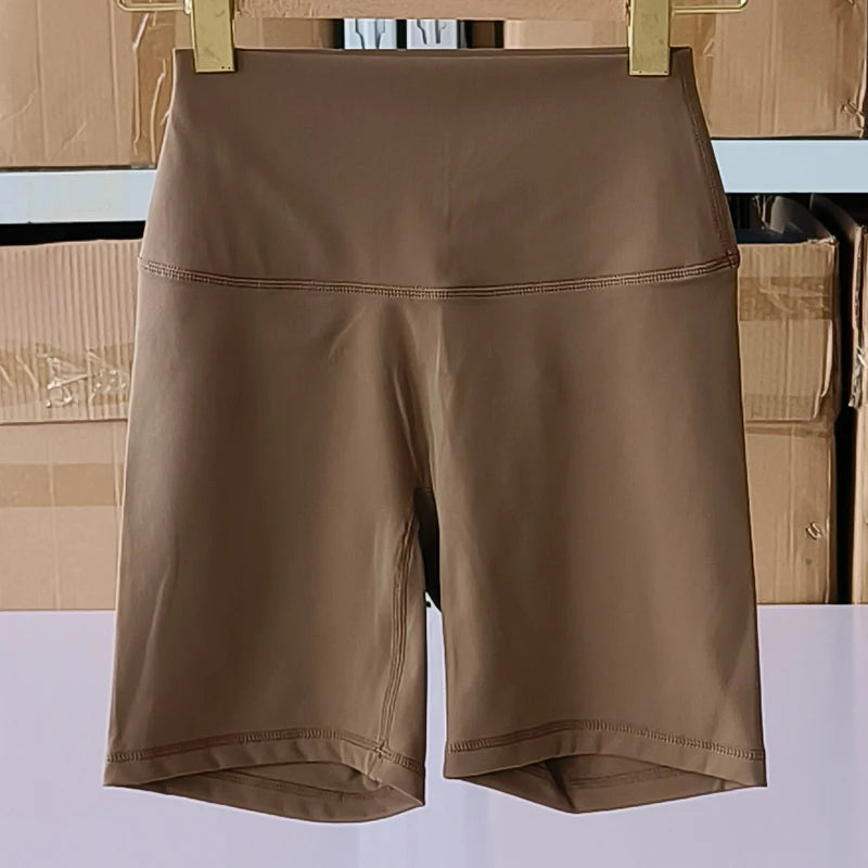 High-Waist Yoga Shorts – Slim Fit & Butt-Lifting