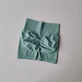 Peach Hip-Lifting Sports Shorts – High-Waist & Slimming