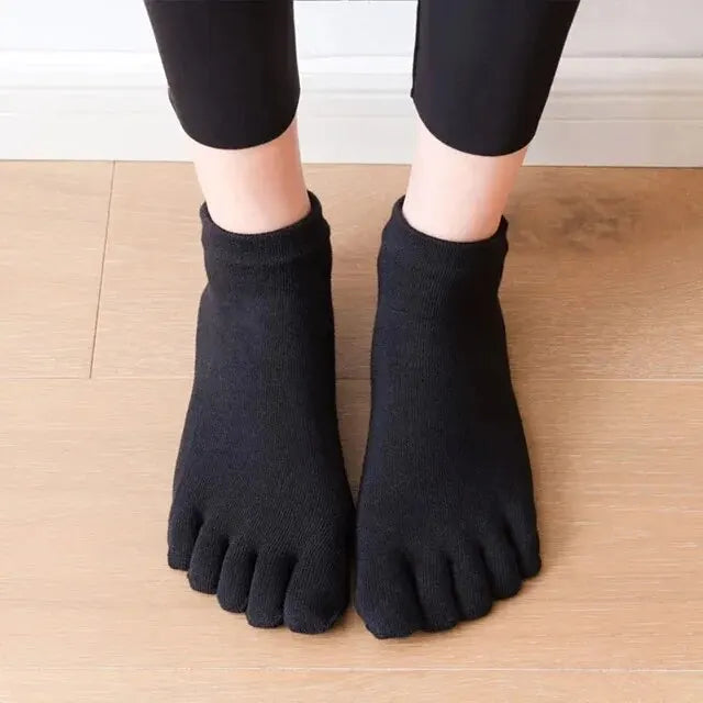 Women’s Non-Slip Pilates Socks – Five-Toe Grip & Breathable