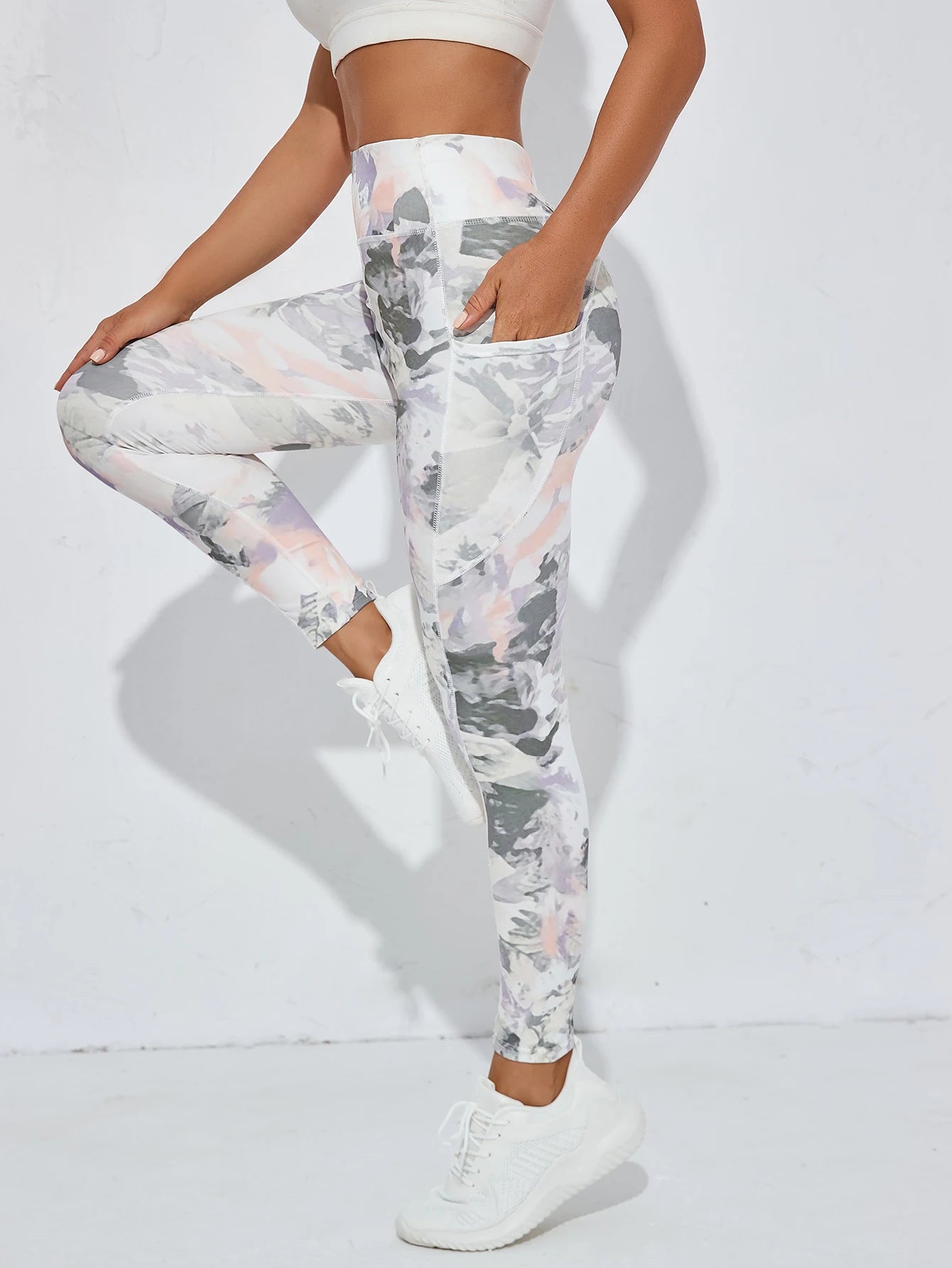 Printed High-Waist Fitness Pants – Pocketed & Slim Fit