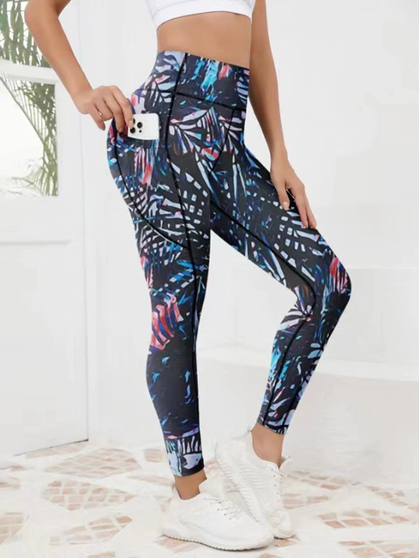 Printed High-Waist Fitness Pants – Pocketed & Slim Fit
