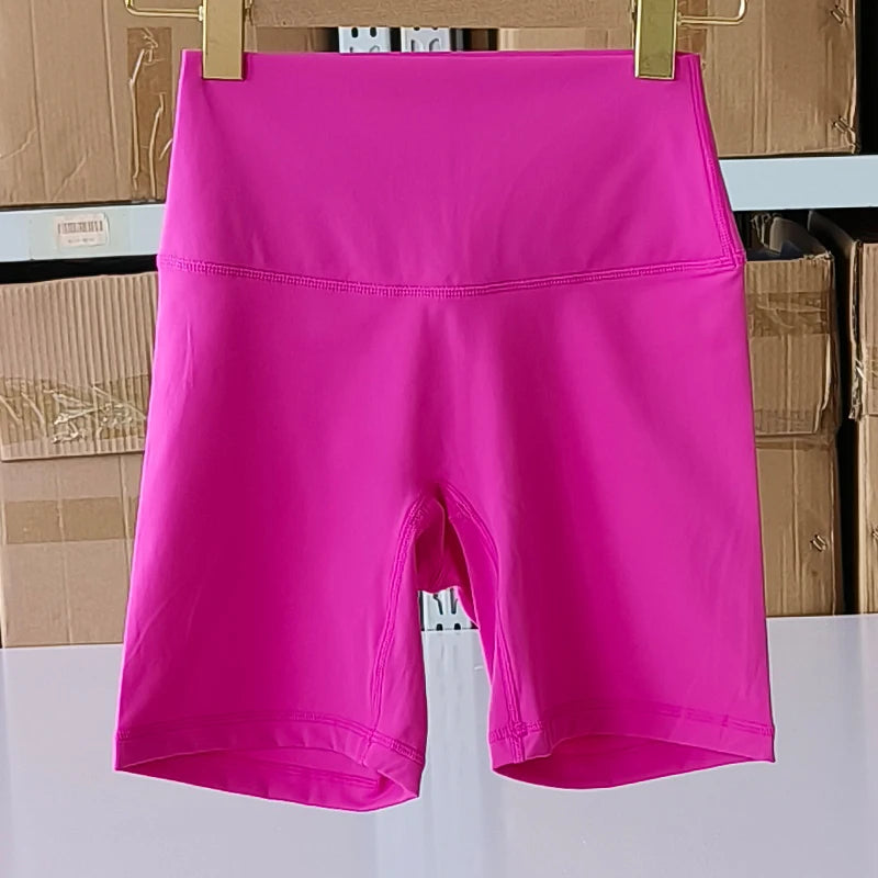High-Waist Yoga Shorts – Slim Fit & Butt-Lifting